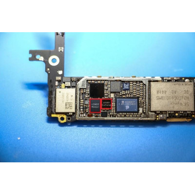 CHIP iPhone 2402 per Touch Screen iPhone 6/6Plus